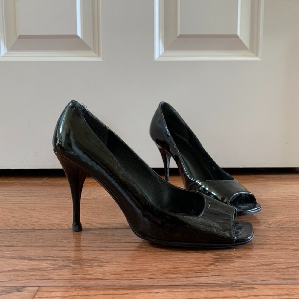 Stuart Weitzman patent leather heel